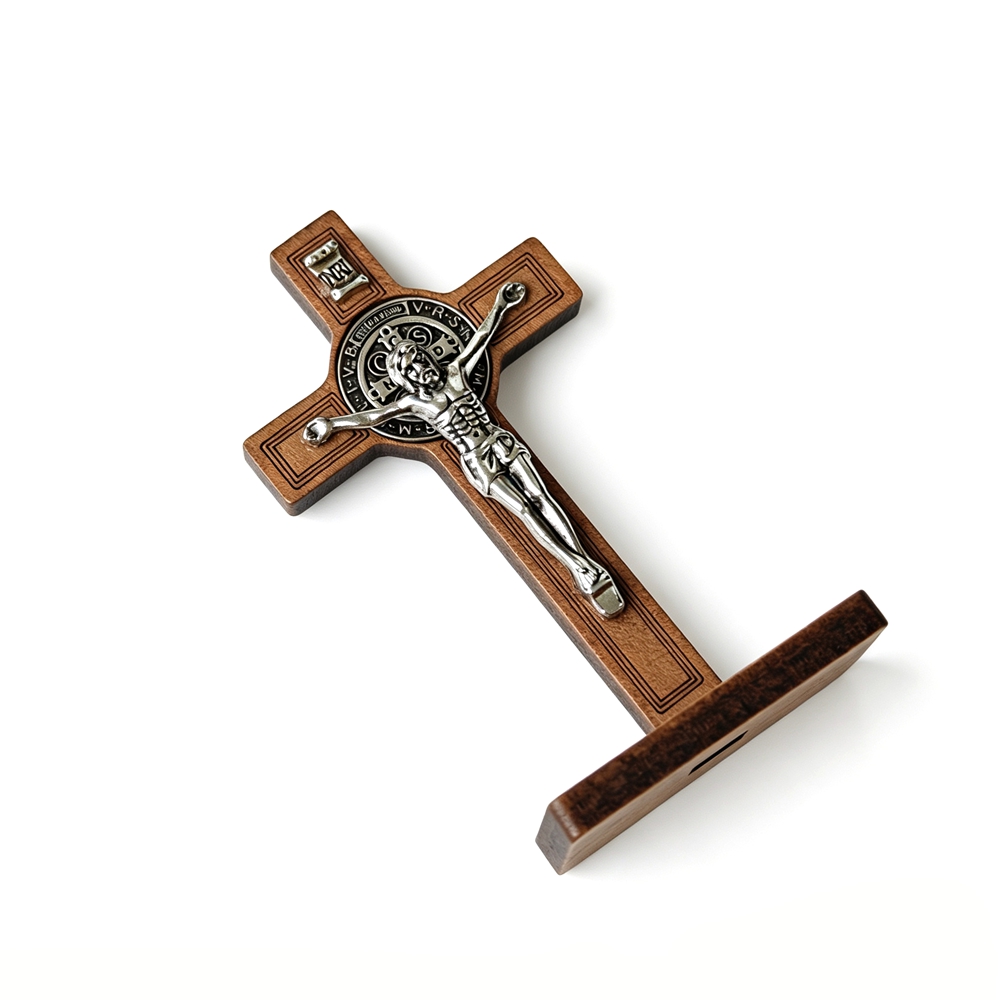 St Benedict Standing Crucifix  - Home Decor Retailers 评论和价格
